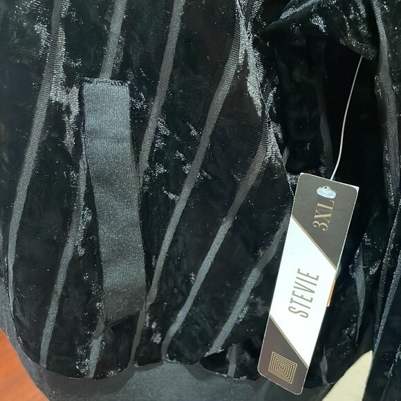 NEW!  LuLaRoe Stevie Black Velvet Shimmer Bomber Jacket - 3XL - Picture 4 of 6